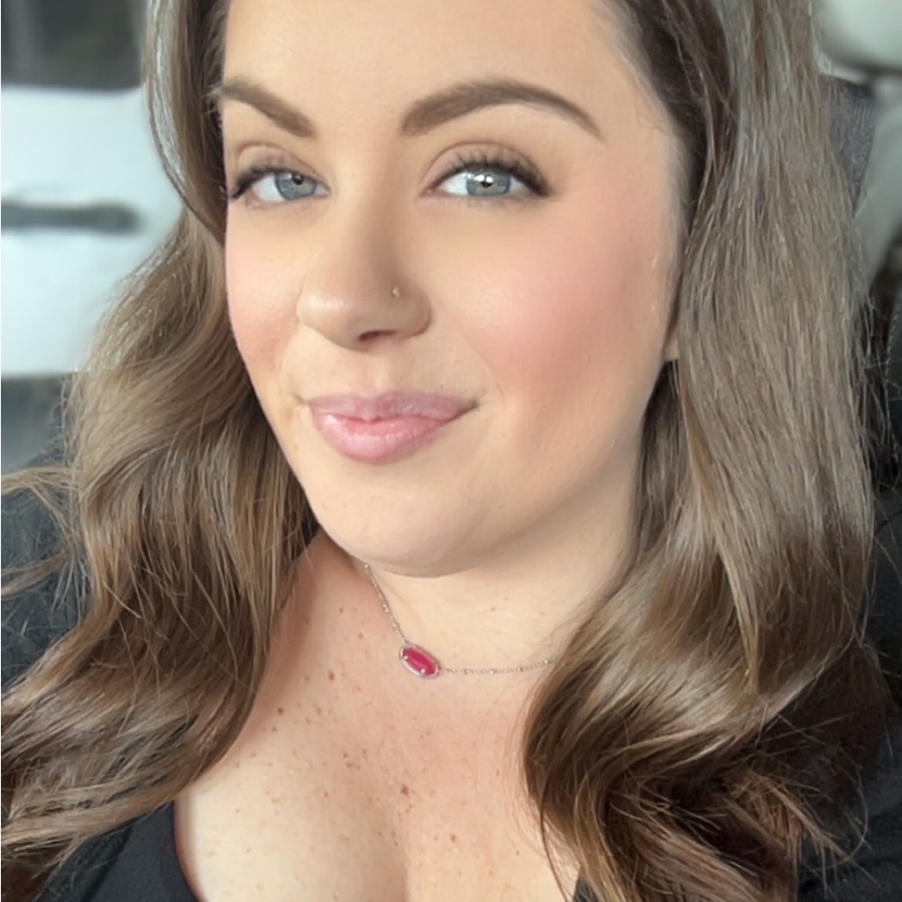 Meet your Posher, Karissa